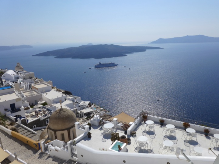 fira-santorini-greece-voyage-blog